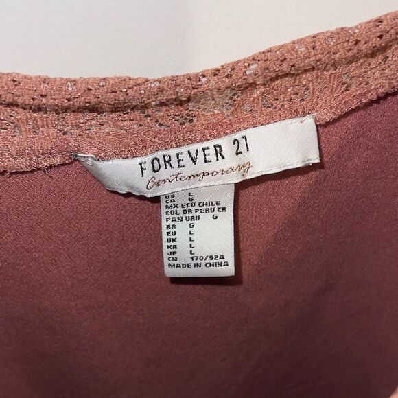Forever 21 Lace Tank - Picture 3 of 4
